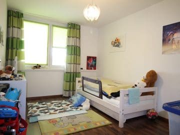 Vermietete, attraktive 3 Zimmerwohnung mit Südbalkon in ruhiger Lage von Ottobrunn - Kinderzimmer