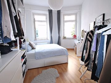 Modernisierte 3 Zimmer Wohnung direkt am Tegernseer Platz in Obergiesing - Schlafzimmer