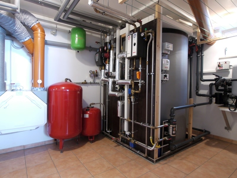 Ein perfekt durchdachtes Energiekonzept! Einmaliges EFH mit Garage & Pool im Ortskern von Höhenkirchen - Haustechnik UG