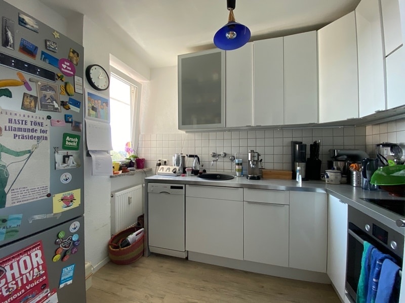 Attraktive 2 ZKB Wohnung mit Balkon und Alpenblick in begrünter Lage von Sendling / Westpark - Küche