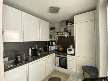 Moderne helle 2,5 Zimmerwohnung mit Einbauküche und SW-Balkon in Höhenkirchen - Einbauküche