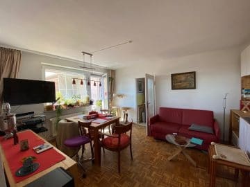 Attraktive 2 ZKB Wohnung mit Balkon und Alpenblick in begrünter Lage von Sendling / Westpark - Wohnzimmer