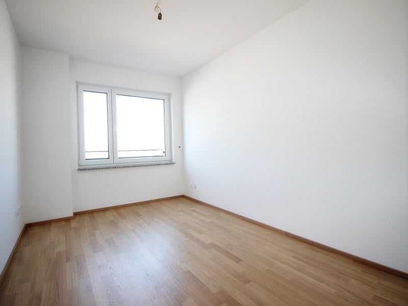 Perfekt geschnittene 3 ZKB Wohnung mit großem Südbalkon in Unterhaching - Arbeitszimmer