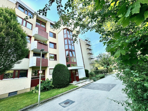 Vermietete, attraktive 3,5 ZKB Wohnung mit 2 Balkonen in begrünter Wohnanlage in Planegg / Martinsried, 82152 Planegg / Martinsried, Etagenwohnung