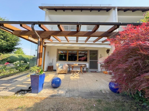 Sehr gepflegtes Reiheneckhaus mit erweitertem Baurecht auf ca. 600qm großem SW-Grundstück in Siegertsbrunn, 85635 Höhenkirchen-Siegertsbrunn / Siegertsbrunn, Reiheneckhaus