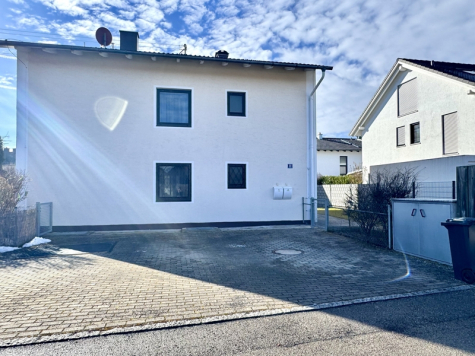 Besonderheit: 2,5 ZKB Whg. + 1,5 Zi DG zum wohnen oder arbeiten in ruhiger Lage von Grasbrunn / Harthausen, 85630 Grasbrunn / Harthausen, Etagenwohnung