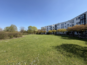 Außenansicht - Freie, helle 2 Zimmer Gartenwohnung in ruhiger Lage von Neuperlach