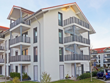 Außenansicht - Vermietete , helle 4 ZKB Wohnung mit 2 Balkonen in zentraler Lage von Sauerlach