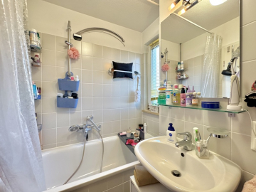 Badezimmer - Gemütliches 1 Zimmer Appartment mit großer Dachterrasse in Taufkirchen