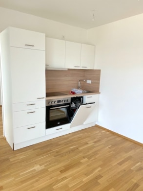 Neuwertige 1,5 Zimmerwohnung mit EBK ab 01.04.2024 in Höhenkirchen - Küche