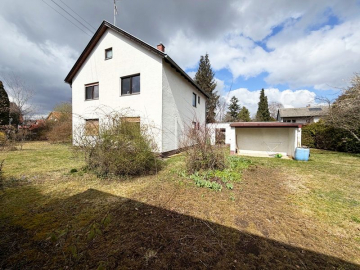 Altbestand - Attraktives Baugrundstück mit Altbestand in ruhiger Lage von Höhenkirchen