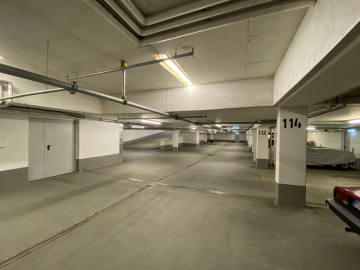 Tiefgarage - Ebenerdiger Tiefgaragenstellplatz in zentraler S-Bahn-Nähe von Höhenkirchen zu verkaufen