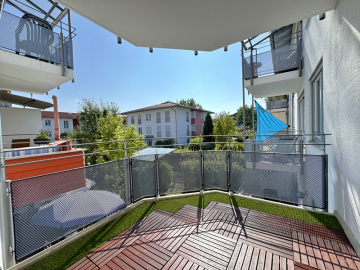 Westbalkon - Großzügige 2 ZKB Wohnung mit zwei Balkone in zentraler Lage von Höhenkirchen