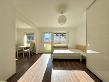 Schlafbereich - Gemütliches, freies 1 Zimmer Apartment (teilmöbliert) mit großem Balkon in Ottobrunn