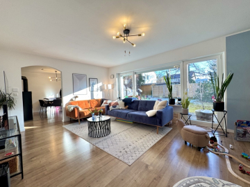 Wohnzimmer - Familienfreundliche Doppelhaushälfte mit besonderem Charme