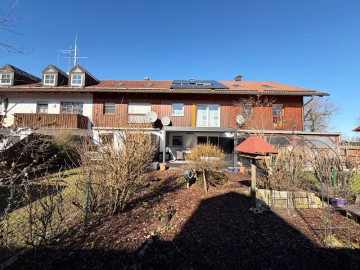 Südansicht - Top gepflegtes, modernes Reihenmittelhaus mit vielen hochwertigen Extras in der Gemeinde Aying