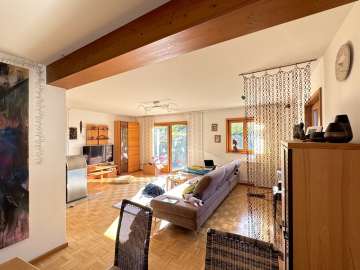 Wohnzimmer - Helle Doppelhaushälfte mit Garten in ruhiger Lage von Höhenkirchen