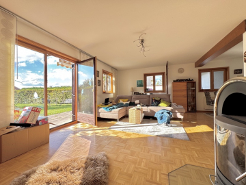 Wohnzimmer - Helle Doppelhaushälfte mit Garten in ruhiger Lage von Höhenkirchen