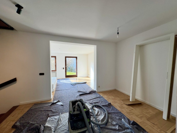 Essdiele - Renoviertes Reihenmittelhaus in ruhiger, zentraler Lage von Siegertsbrunn für die kleine Familie